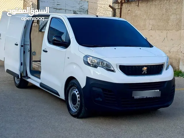 فان بيجو اكسبرت للبيع موديل 2018