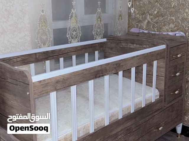 سرير اطفال