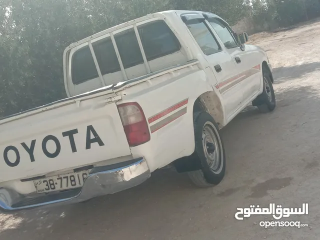 Used Toyota Hilux in Mafraq