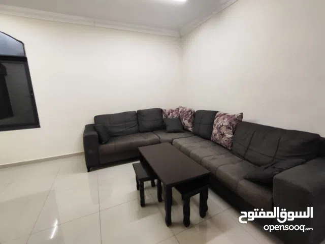 استديو طابقي مفروش للإيجار في البيرة قرب المسجد العمري ومطعم سامر