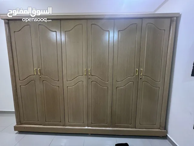 خزانة ملابس و سرير و خزانة احذية و خزانة كتب السالمية