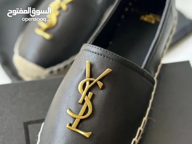Black Comfort Shoes in Hawally