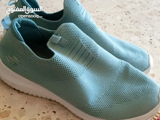 حذاء رجالي اسكتشر