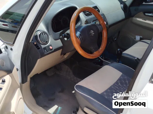 2015 سوزوكي SX4 GL