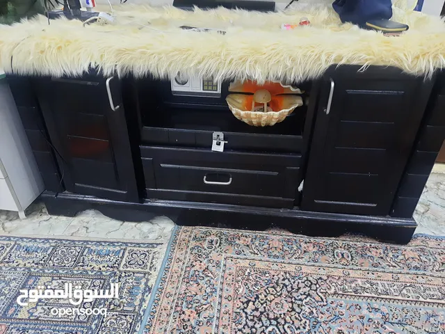 طاولة شاشة للبيع السعر 15