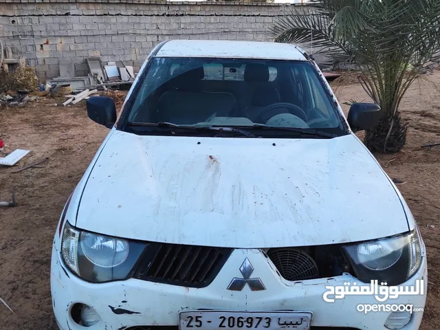 Used Mitsubishi L200 in Tripoli