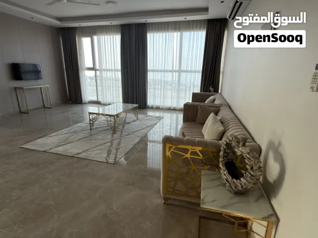 شقه راقيه مطلعه على شاطي السيب للايجار اليومي