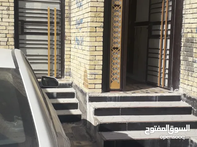 210 m2 More than 6 bedrooms Townhouse for Sale in Basra Zubayr