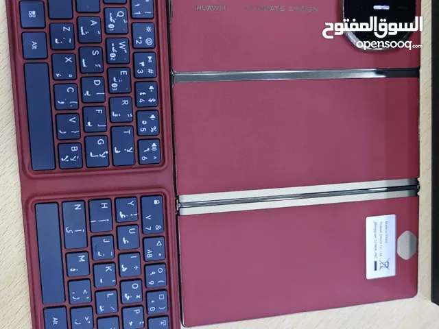 هاتف HUAWEI mate XT وان تيرا