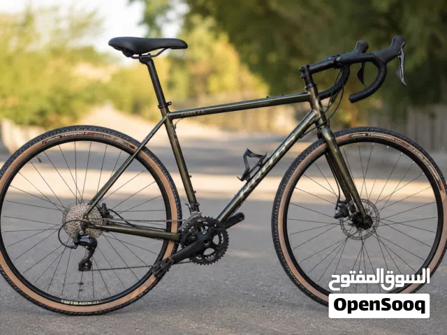 KROSS Esker 4.0  Adventure / Gravel Bike
