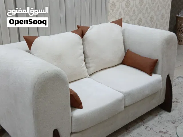 كرسي بحالة ممتازة