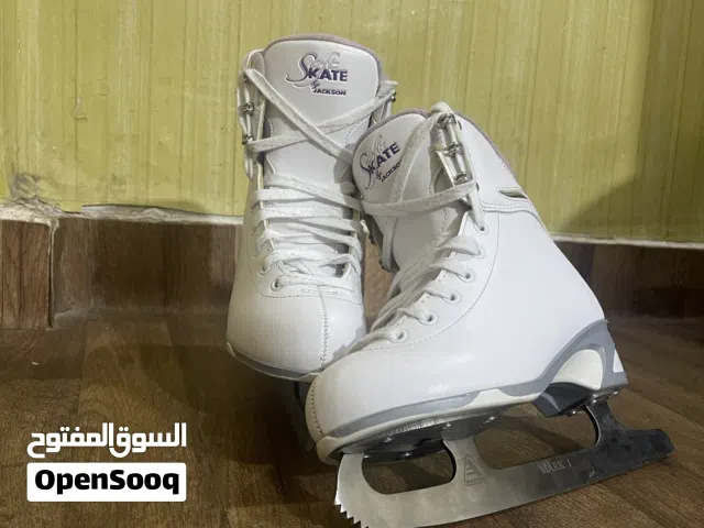 سكيت لتزلج على الجليد نوع السكيت (Skate  JacksoN