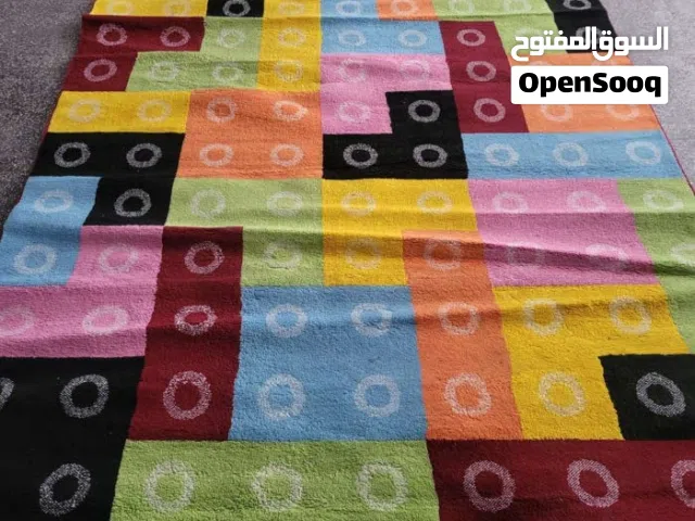 سجادة شبه جديده لغرف الاطفال