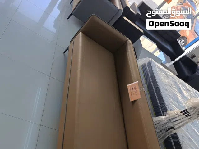 أطقم اثاث مكتبي  بسعار ممتاز  التفاصيل في الوصف