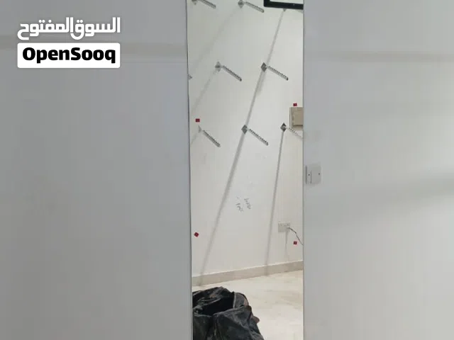 كاونتر و رفوف و علاقات للبيع