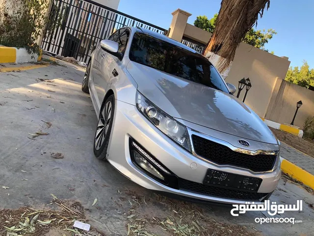 Used Kia K5 in Tripoli