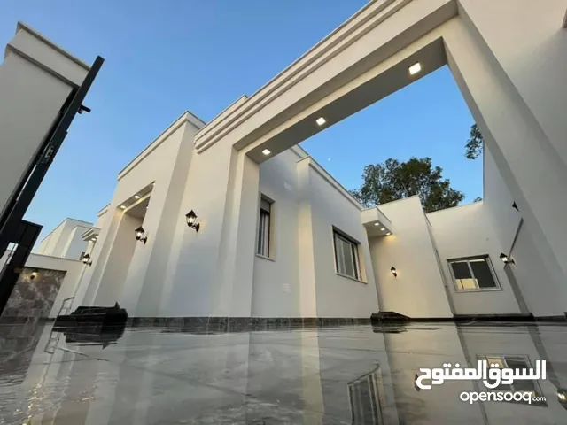237 m2 3 Bedrooms Villa for Sale in Tripoli Ain Zara