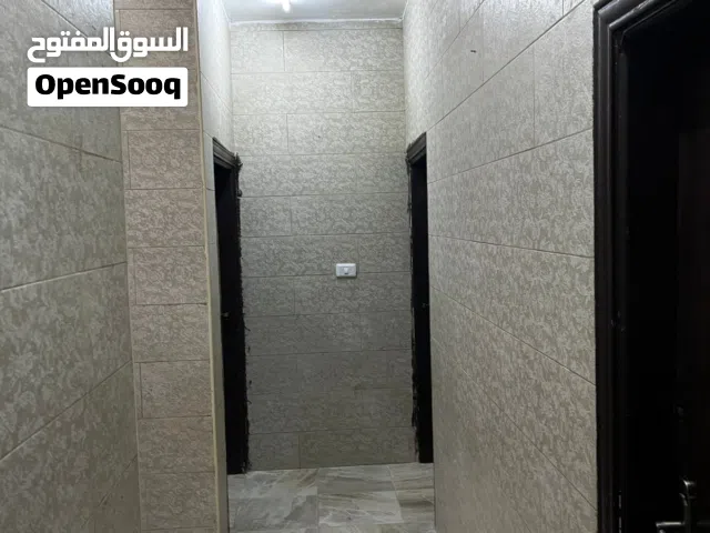 شقة للايجار في المستنده الغربيه شارع المدارس
