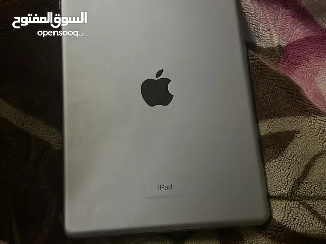 Apple iPad 5 128 GB in Al Batinah