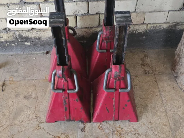 من جنيقات للبيع