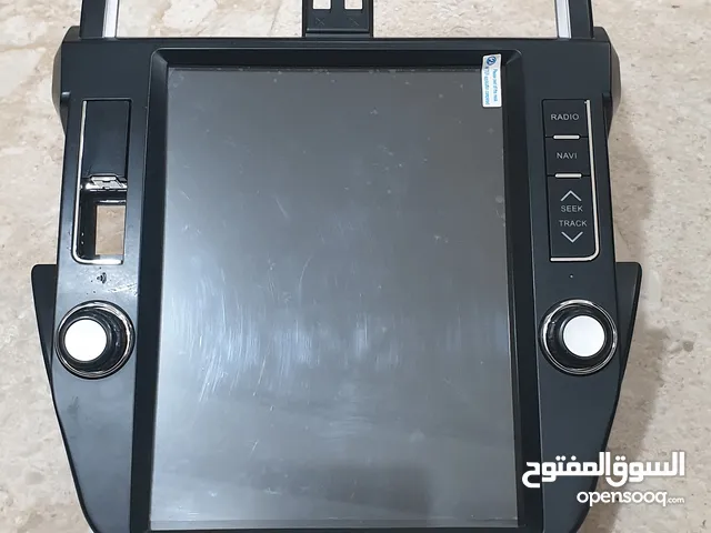 شاشة سيارة برادو