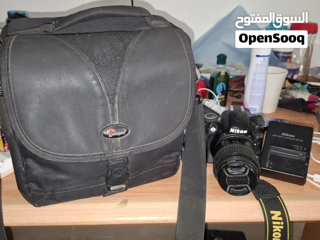 كاميرا  نيكون 3209 معاها كل شيء الشنطه والشاحن وفيلتر وكل شيء