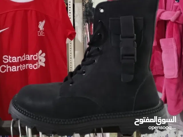 احلى عرض على بوطات نسائي في محلنا