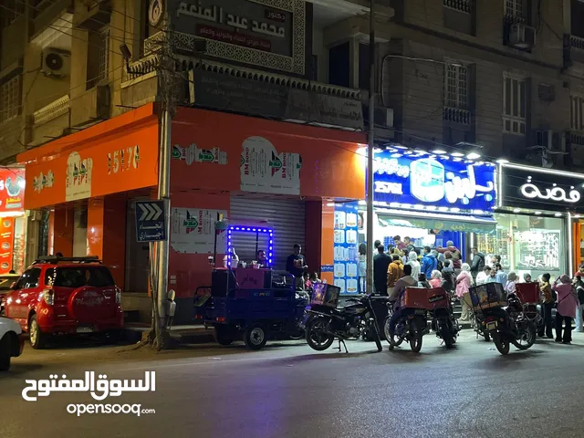 محل تجاري ناصية للبيع بشارع طلبة عويضة الرئيسي