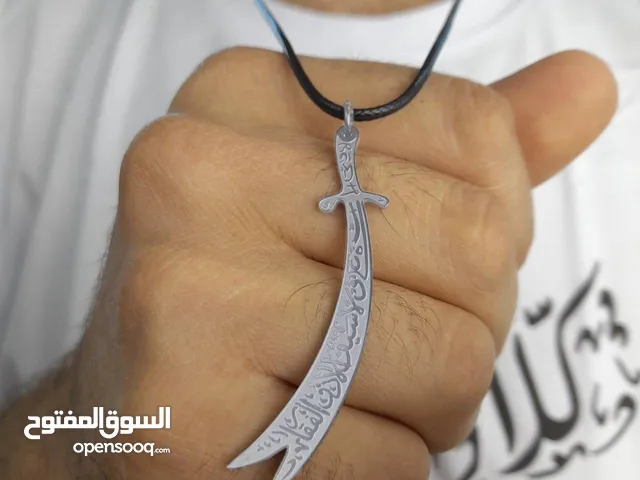 مجوهرات فضية