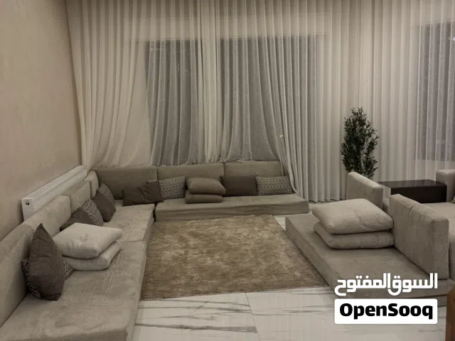 جلسة عربية ثقيلة