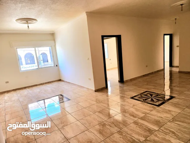 شقة للإيجار في جبل القصور – 2 غرفة نوم – موقع مميز وقريب من الخدمات