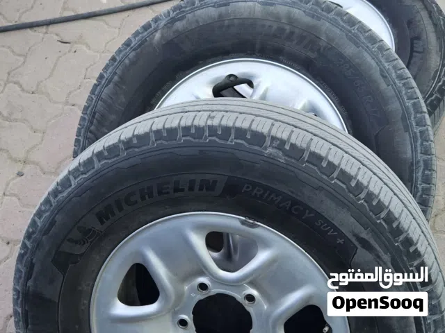 لاندكروزر  2017