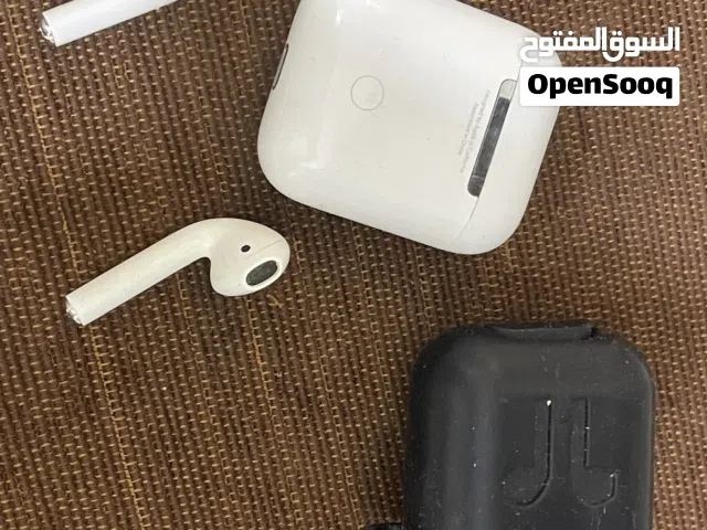 سماعة ايربود ابل 2 نظيفة وشغاله تمام