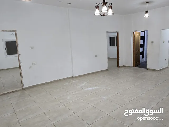 شقة في عصيرة الشمالية