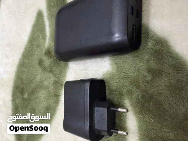 شاحن متنقل powerbank و مدخل اصلي