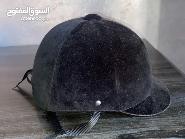 Casque d’équitation FOUGANZA   Neuf   Excellente qualité  Haute protection  VENTE RAPIDE!!!