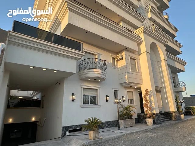 215 m2 4 Bedrooms Apartments for Sale in Tripoli Alfornaj