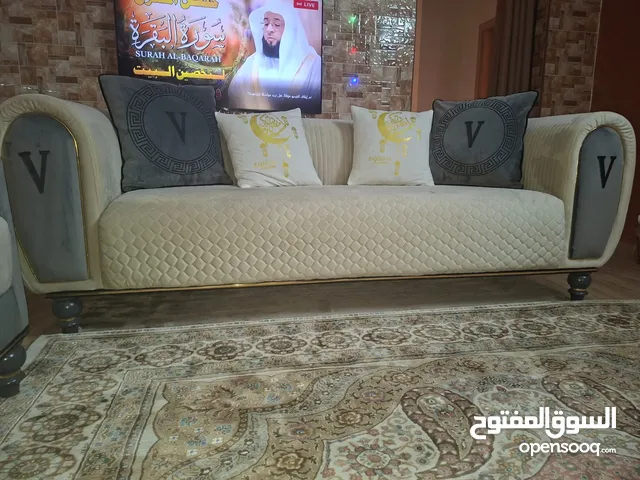 كنب استعمال خفيف بالصلاة عالنبي