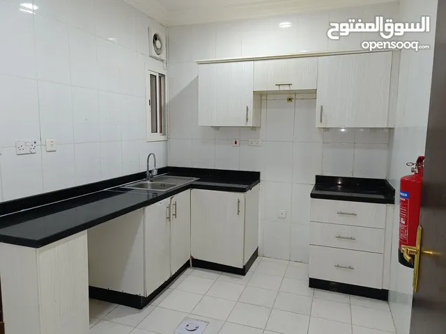 120m2 3 Bedrooms Apartments for Rent in Doha Old Airport
