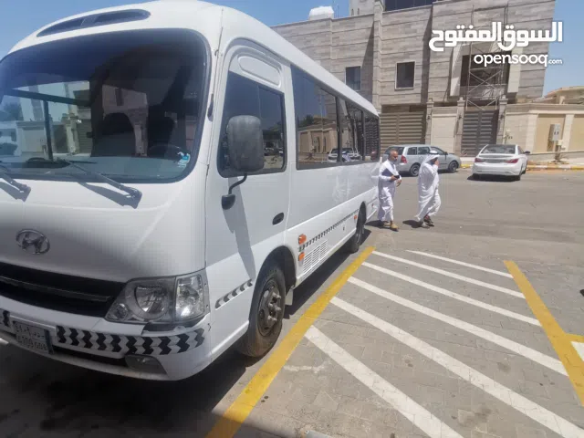 باص كاونتي هونداي 2016