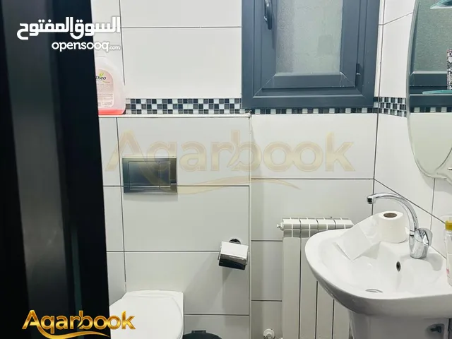 156 m2 3 Bedrooms Apartments for Rent in Ramallah and Al-Bireh Al Irsal St.