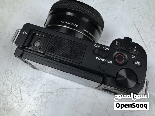 للبيع كاميرا Sony ZV-E10 حالة ممتازة جداً – استخدام خفيف جداً – نظيفة 100