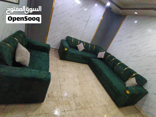 طقم كنب وكورنر وفراش عربي