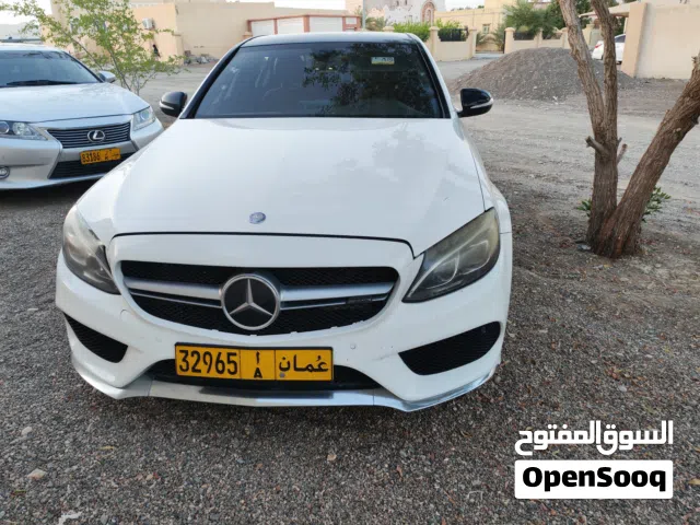 2015 مرسيدس بنز الفئة-C C 200