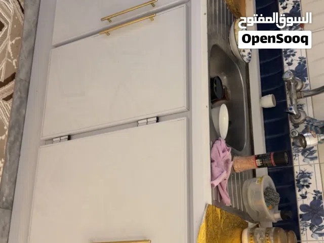 مرحبا مطبخ مستعمل قليل بدون مرمر بدون طباخ