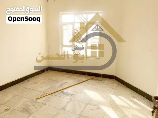 125 m2 3 Bedrooms Townhouse for Rent in Basra Hakemeia