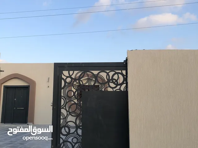 120 m2 3 Bedrooms Townhouse for Sale in Tripoli Tajura