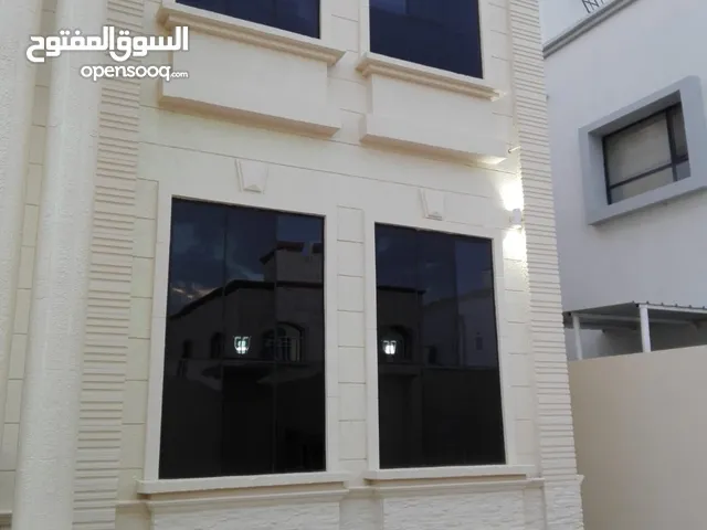 نوافذ وابواب ألمنيوم - UPVC - كارتين وول (واجهات زجاجية ) - مطابخ - ابواب الفايبر