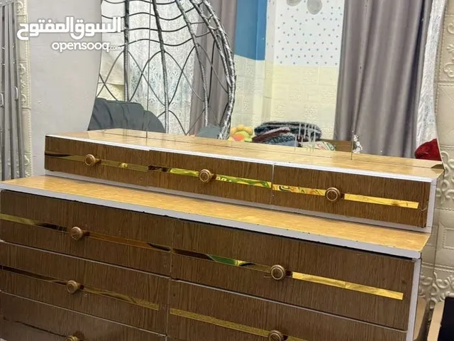 تسريحة وتخت مفرد