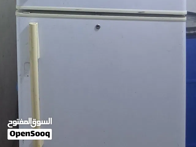 ثلاجة 17قدم ممتازه للبيع لدواعي السفر ويوجد توصيل